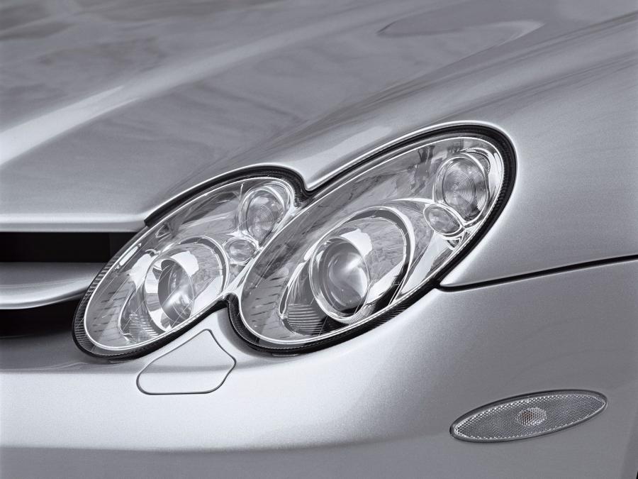  Mercedes-Benz SLR McLaren 2004 года  (фото 157 из 175)